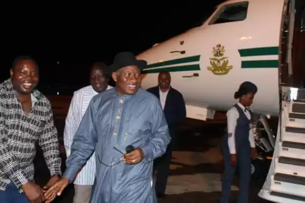 Photo: Dr Goodluck Jonathan Returns From Commonwealth Assignment